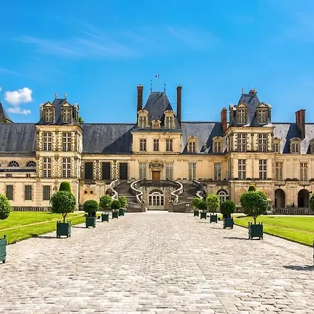 Appartamento Imperial House Confort - 5 Min Gare - Parking