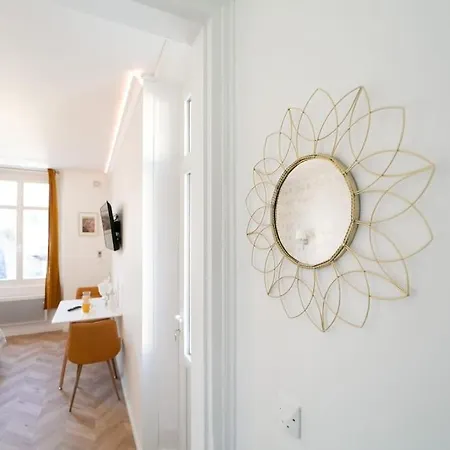 Imperial House Confort - 5 Min Gare - Parking Appartamento *